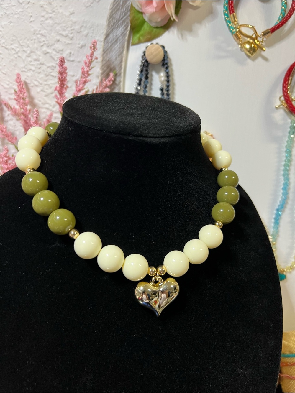Chunky Olive & Cream Beaded Necklace with Gold Heart Pendant